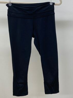 Lululemon Black Cropped Leggings
